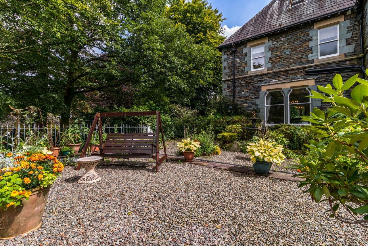 Bed and Breakfast The Old Vicarage à Ambleside Extérieur photo